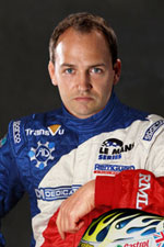 Click here to view high res image of Ben Collins